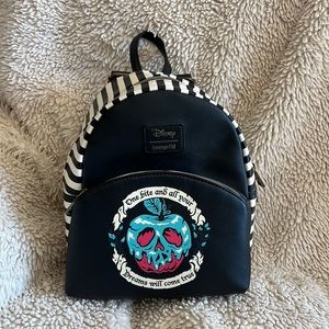 Disneys Snow White Loungefly